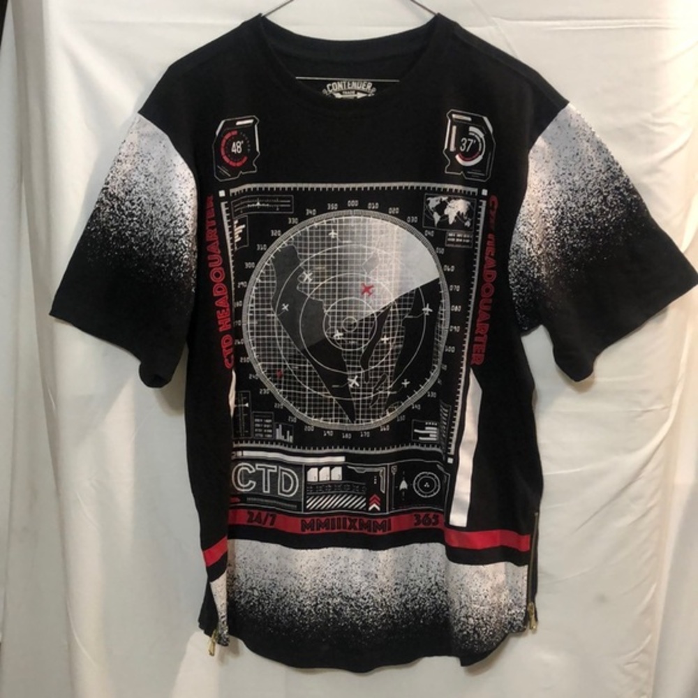 Contender Black Graphic T-Shirt With Zip Sides